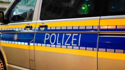 Mit einer täuschend echt aussehenden Spielzeugpistole hat am Samstag ein Mann in Oberhausen einen Polizeieinsatz ausgelöst.  (Symbolfoto: mjt)